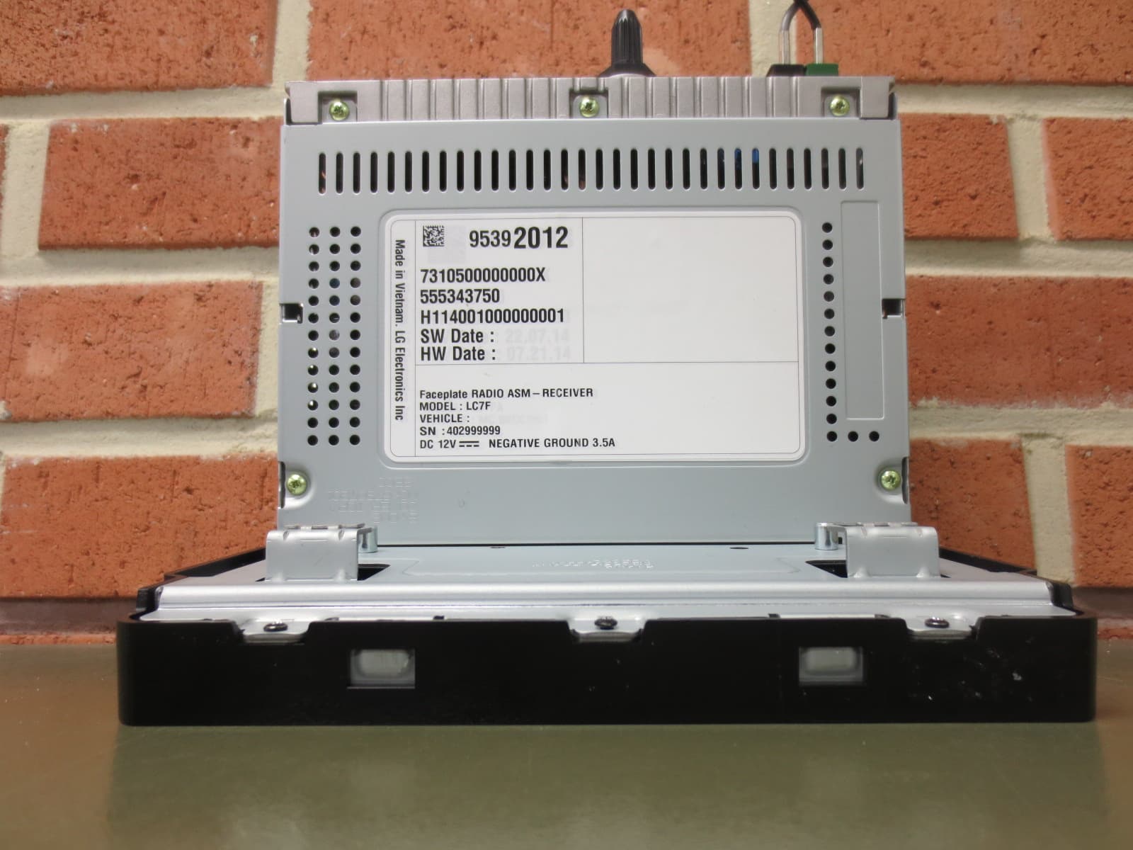Faceplate RADIO ASM-RECEIVER - FCC ID BEJLC7F - LG Electronics USA, Inc. (2)
