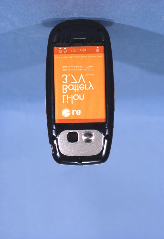 Tri-Mode Dual-Band Cellular PCS Phone w/ Bluetooth - FCC ID BEJLX325 - LG Electronics USA, Inc. (3)