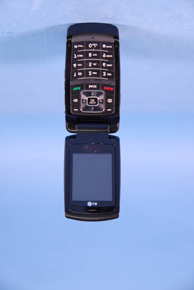 Dual-Band CDMA Phone with Bluetooth - FCC ID BEJLX360 - LG Electronics USA, Inc. (4)