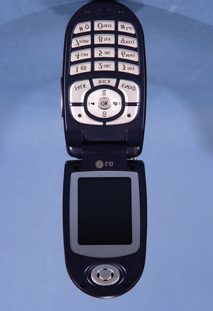 Tri-Mode Dual-Band Cellular PCS Phone (AMPS/ CDMA) - FCC ID BEJLX5400A - LG Electronics USA, Inc. (1)