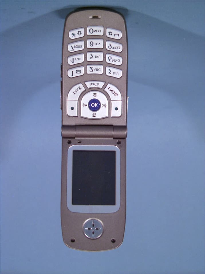 Tri-Mode Dual-Band Analog/PCS Phone(AMPS/CDMA/GPS) - FCC ID BEJLX5450 - LG Electronics USA, Inc. (3)