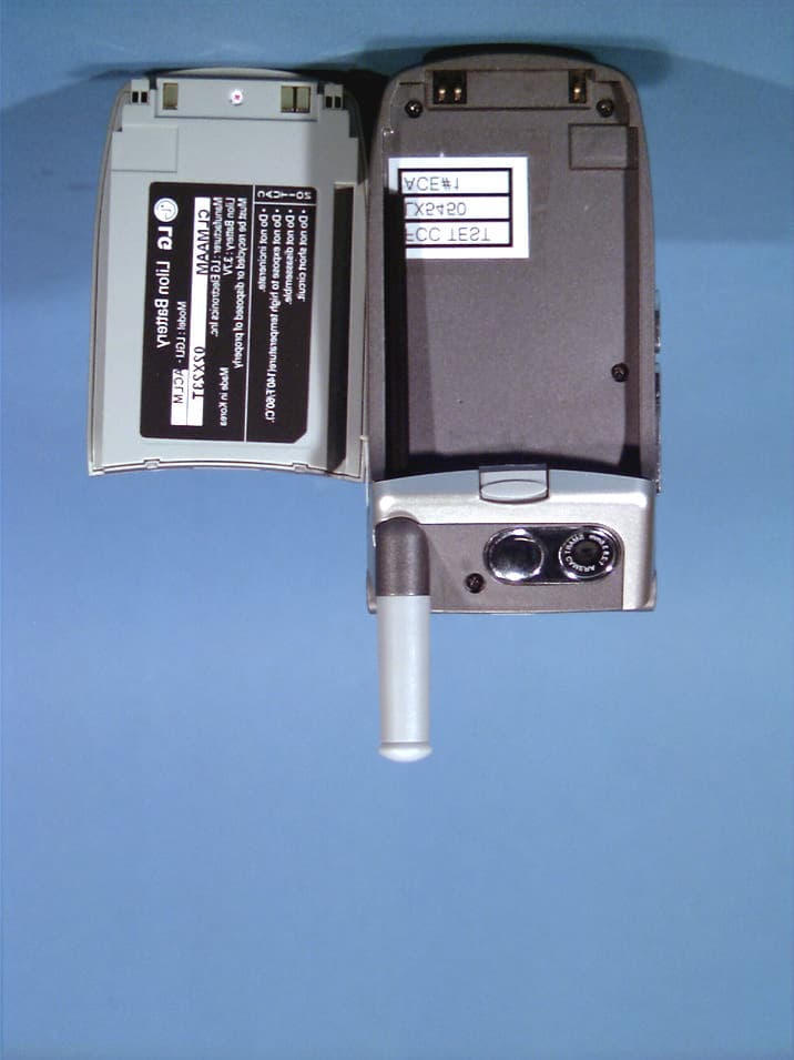 Tri-Mode Dual-Band Analog/PCS Phone(AMPS/CDMA/GPS) - FCC ID BEJLX5450 - LG Electronics USA, Inc.