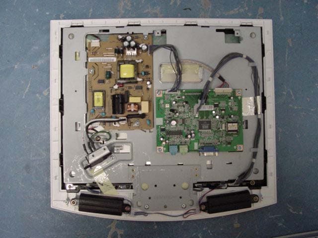 15� LCD Monitor - FCC ID BEJM1510SB - LG Electronics USA, Inc. (3)