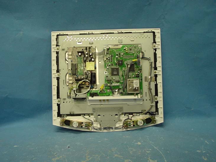 17� LCD Monitor - FCC ID BEJM1710AB - LG Electronics USA, Inc. (3)