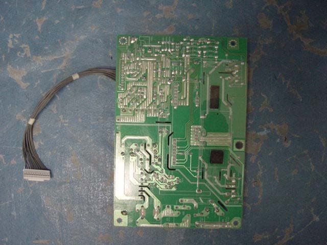 17� LCD Monitor - FCC ID BEJM1710SB - LG Electronics USA, Inc. (5)