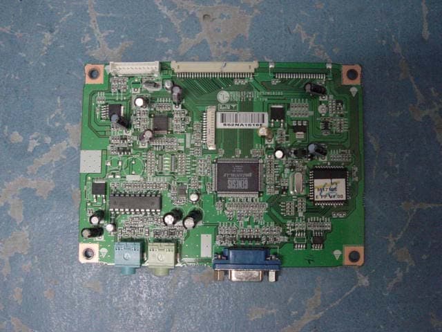 19� LCD Monitor - FCC ID BEJM1910SB - LG Electronics USA, Inc. (4)