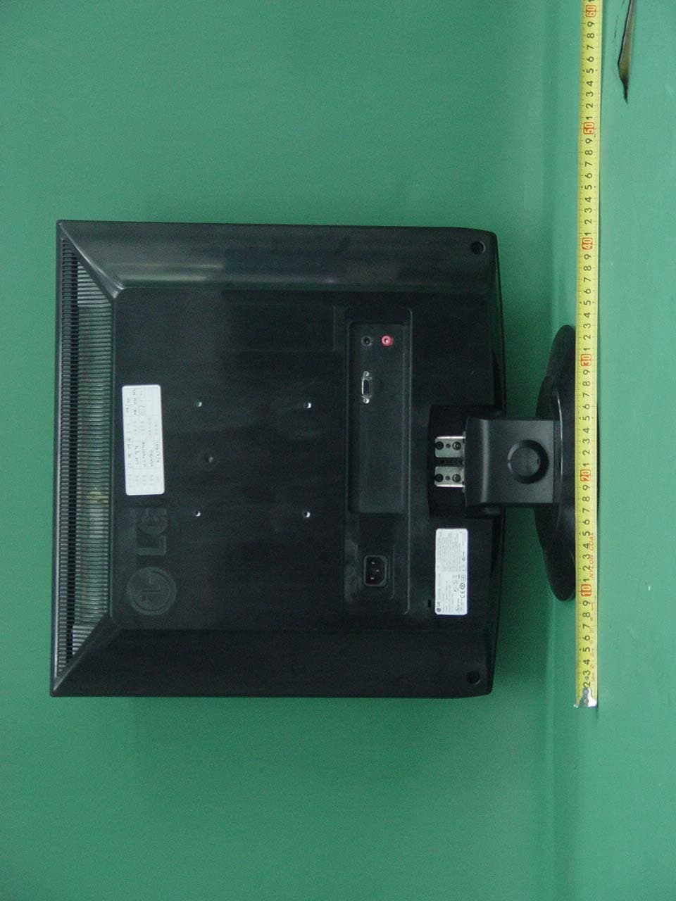 19" LCD MONITOR - FCC ID BEJM1917SD - LG Electronics USA, Inc. (1)