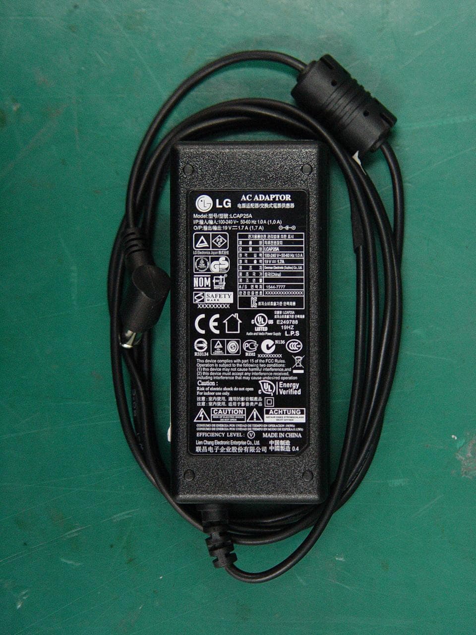 LED LCD TV Monitor - FCC ID BEJM2252D - LG Electronics USA, Inc. (4)