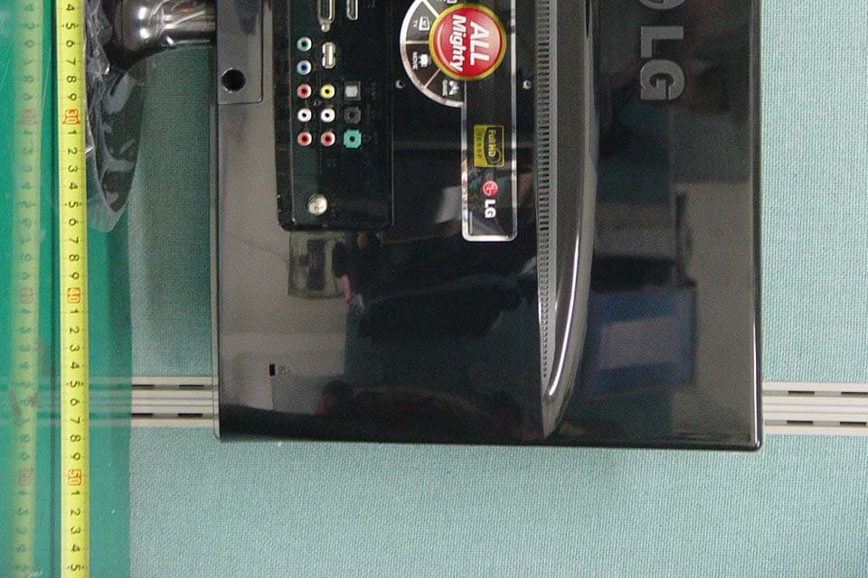 LED LCD TV - FCC ID BEJM2280DFM - LG Electronics USA, Inc. (1)
