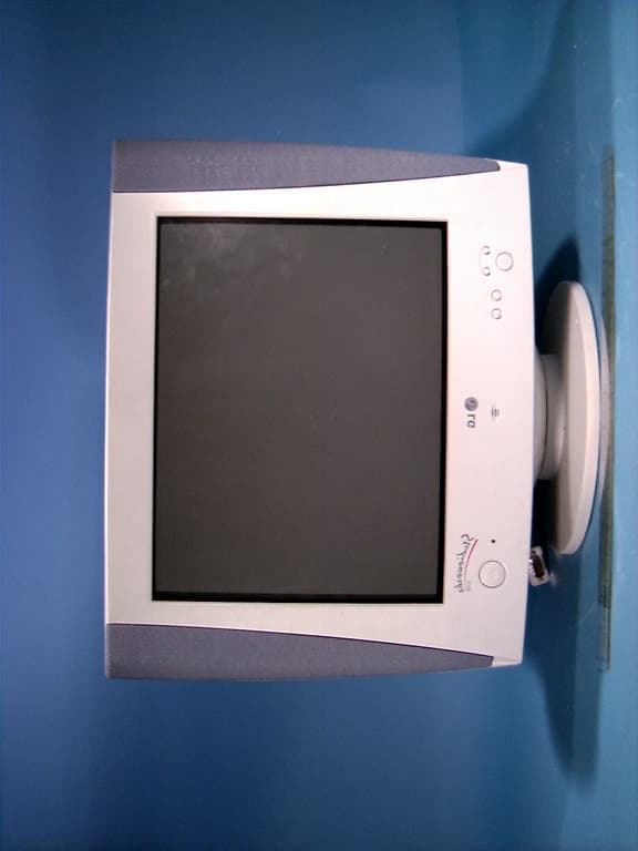 15-Inch Multimedia Color Monitor - FCC ID BEJMB576B - LG Electronics USA, Inc. (4)