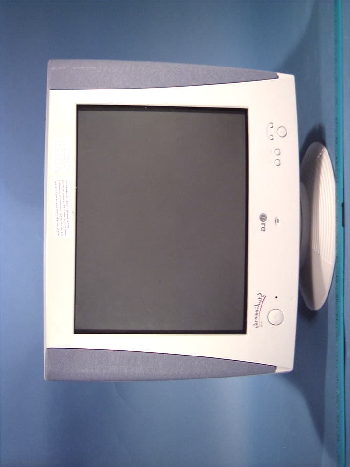 15-inch Color Monitor - FCC ID BEJMB576C - LG Electronics USA, Inc. (4)