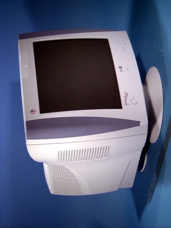 17-INCH MULTIMEDIA COLOR MONITOR - FCC ID BEJMB776B - LG Electronics USA, Inc. (3)