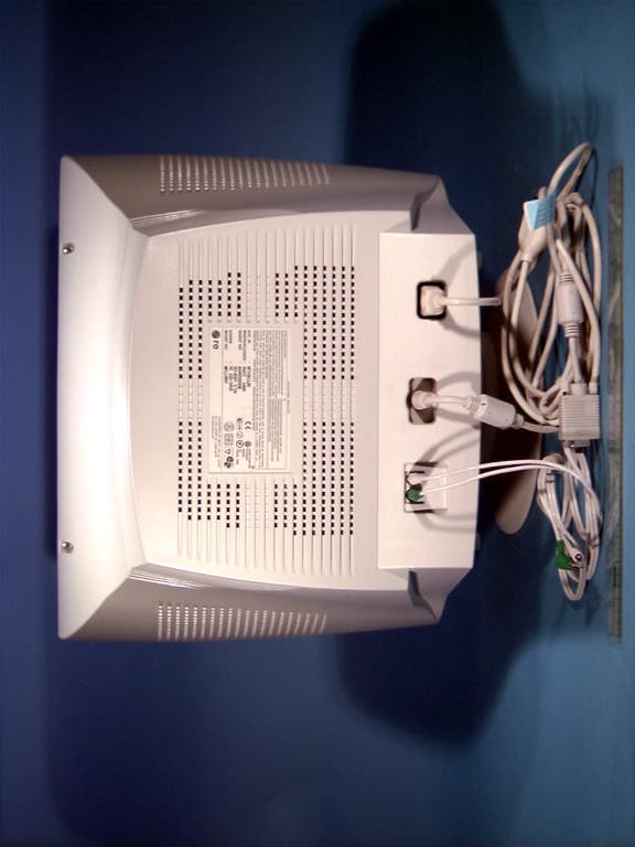 17-INCH MULTIMEDIA COLOR MONITOR - FCC ID BEJMB776B - LG Electronics USA, Inc. (1)