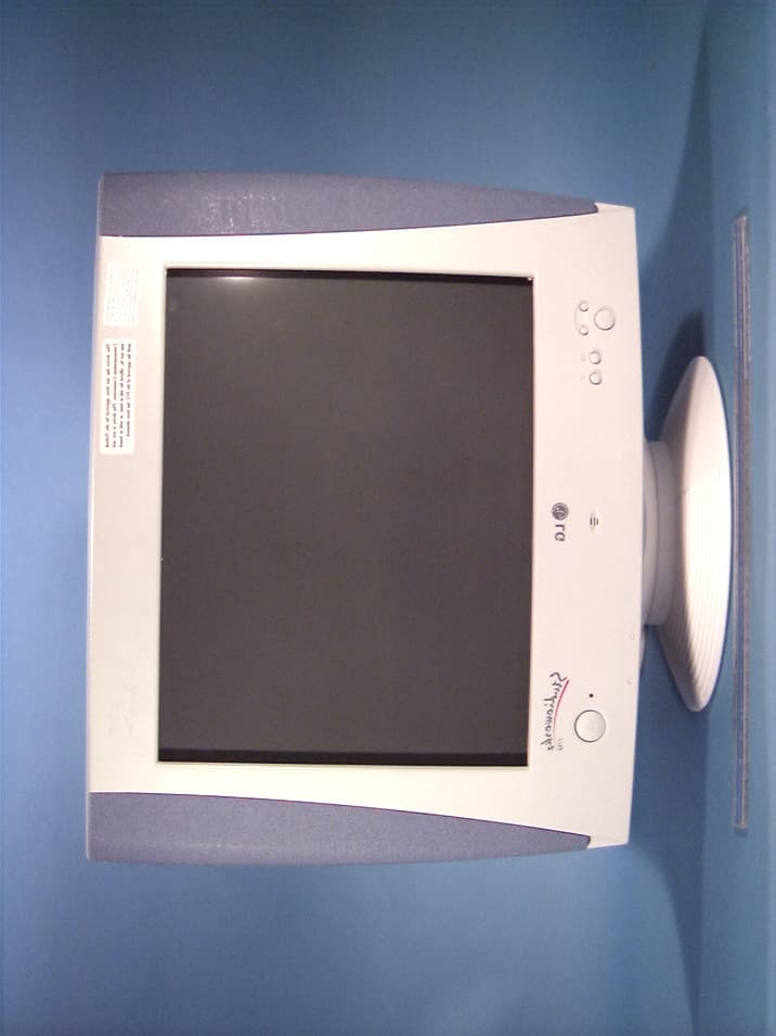 17-inch Color Monitor - FCC ID BEJMB776C - LG Electronics USA, Inc. (4)