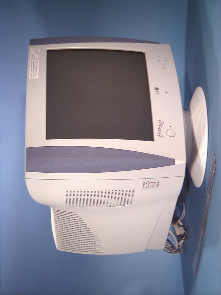 17-inch Color Monitor - FCC ID BEJMB776C - LG Electronics USA, Inc. (2)