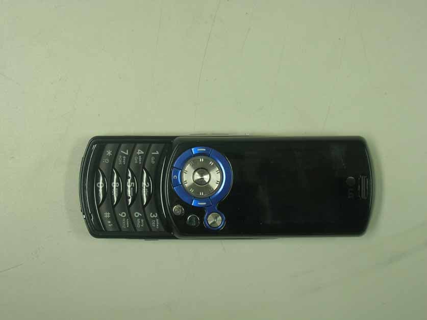 Cellular/PCS GSM/EDGE Phone with Bluetooth - FCC ID BEJME600D - LG Electronics USA, Inc. (1)