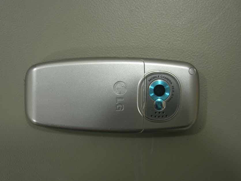 Tri-Band GSM Phone - FCC ID BEJMG185 - LG Electronics USA, Inc. (3)
