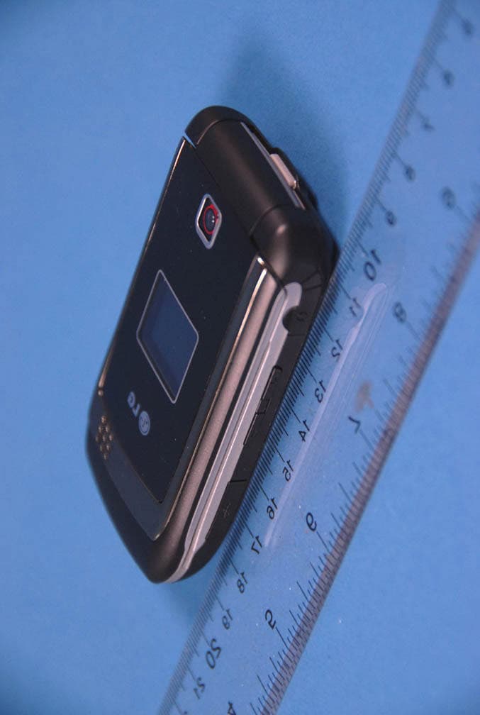 Cellular/AWS/PCS CDMA Phone with Bluetooth - FCC ID BEJMN180 - LG Electronics USA, Inc. (1)