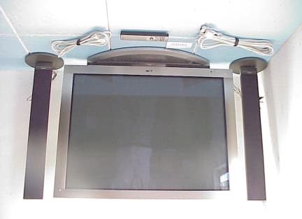 40" PDP Monitor - FCC ID BEJMU40PA15 - LG Electronics USA, Inc. (4)