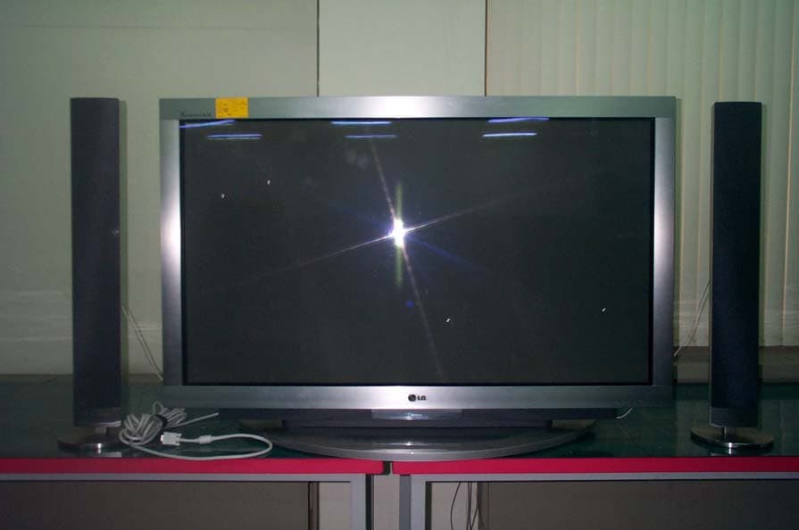 60 Inch Plasma Display - FCC ID BEJMU60PZ10 - LG Electronics USA, Inc. (2)