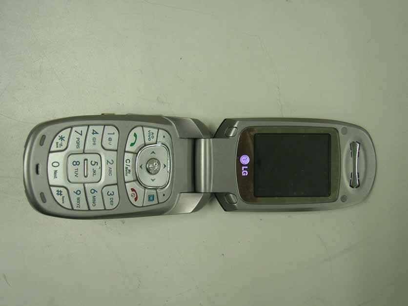 Dual Band CDMA Camera Phone - FCC ID BEJMX240 - LG Electronics USA, Inc. (4)