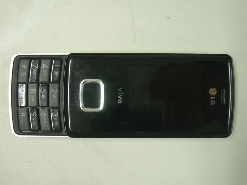 Dual Band CDMA Phone with Bluetooth - FCC ID BEJMX800 - LG Electronics USA, Inc.