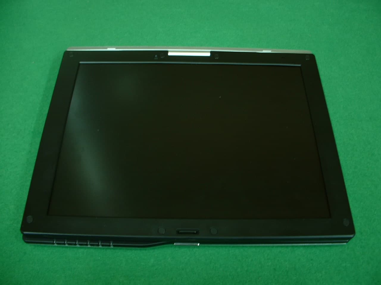 Tablet/Notebook PC with WLAN and Bluetooth - FCC ID BEJNTLU20 - LG Electronics USA, Inc. (2)
