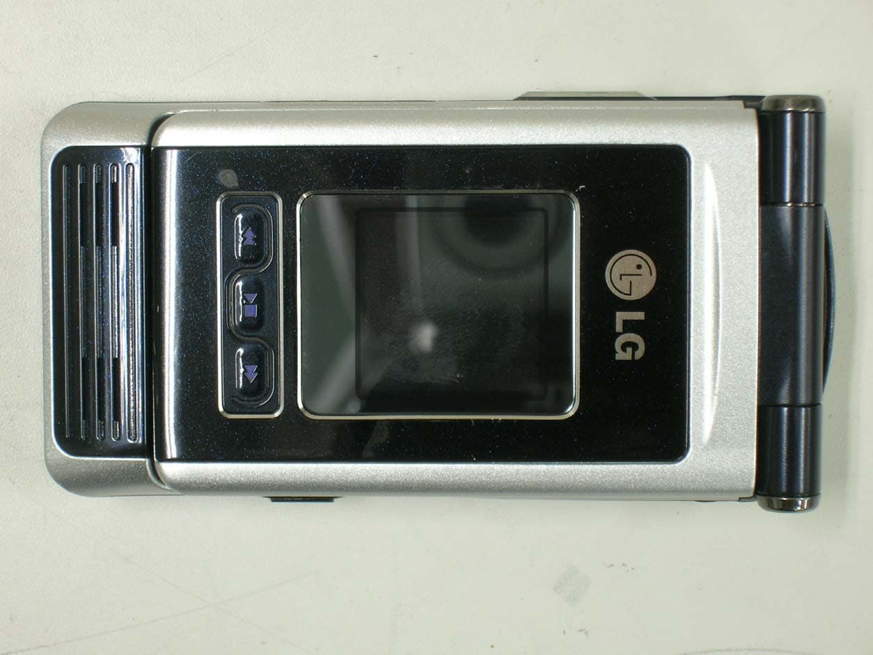 Single-Band PCS GSM Phone with Bluetooth - FCC ID BEJP7200 - LG Electronics USA, Inc. (3)