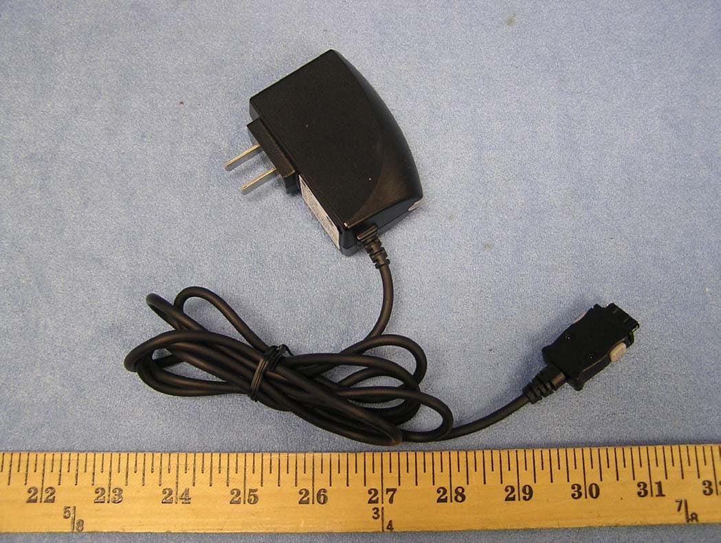 Single Band, Single Mode CDMA Mobile Phone - FCC ID BEJPD8380 - LG Electronics USA, Inc. (1)
