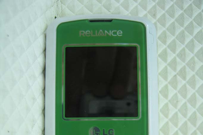 Cellular CDMA Phone - FCC ID BEJRD3500 - LG Electronics USA, Inc. (2)