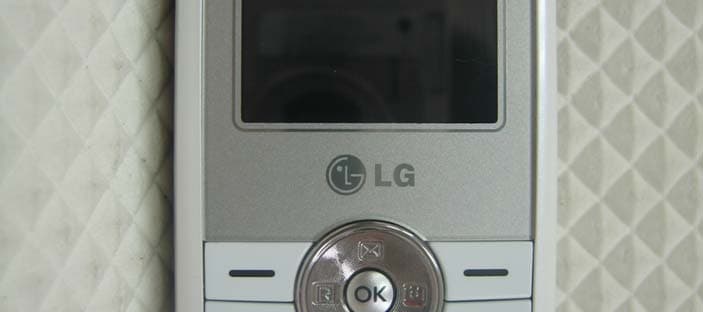 Cellular CDMA Phone - FCC ID BEJRD6100 - LG Electronics USA, Inc. (2)