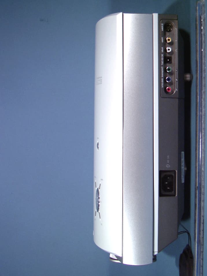 LCD Projector - FCC ID BEJRLJA20 - LG Electronics USA, Inc. (4)