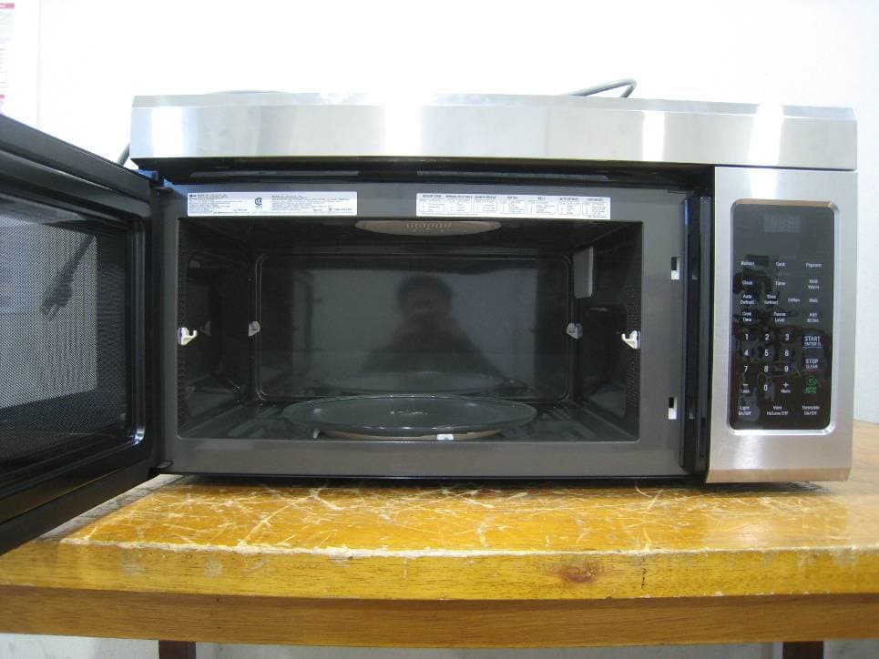 Microwave Oven - FCC ID BEJS184TVA - LG Electronics USA, Inc. (3)