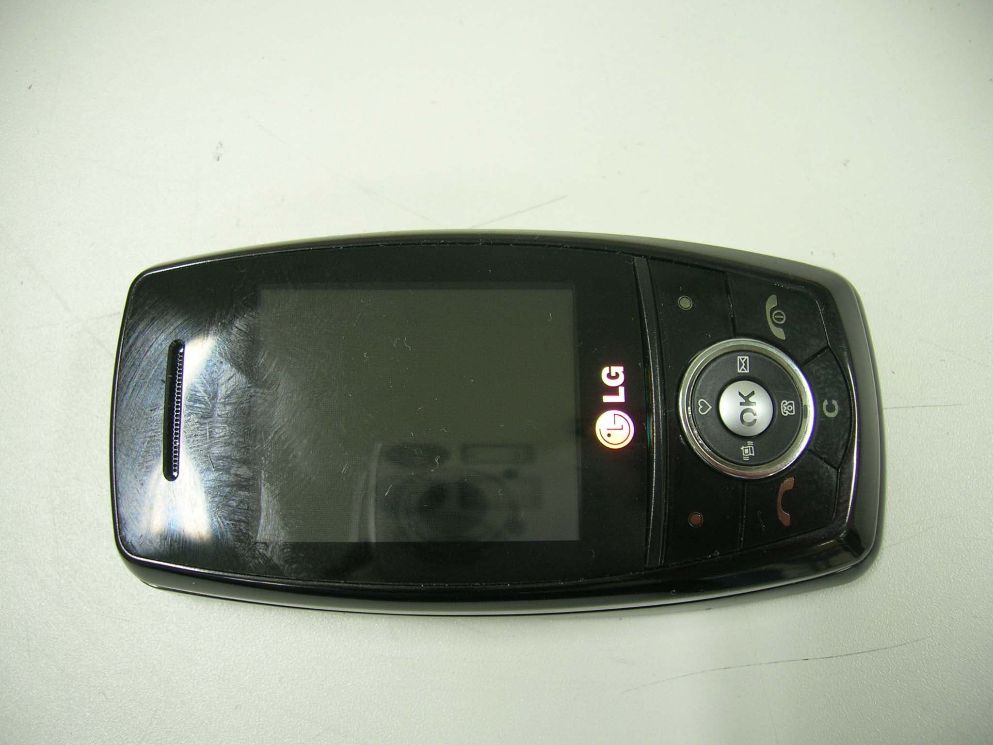 PCS GSM Phone With Bluetooth - FCC ID BEJS5200 - LG Electronics USA, Inc. (3)