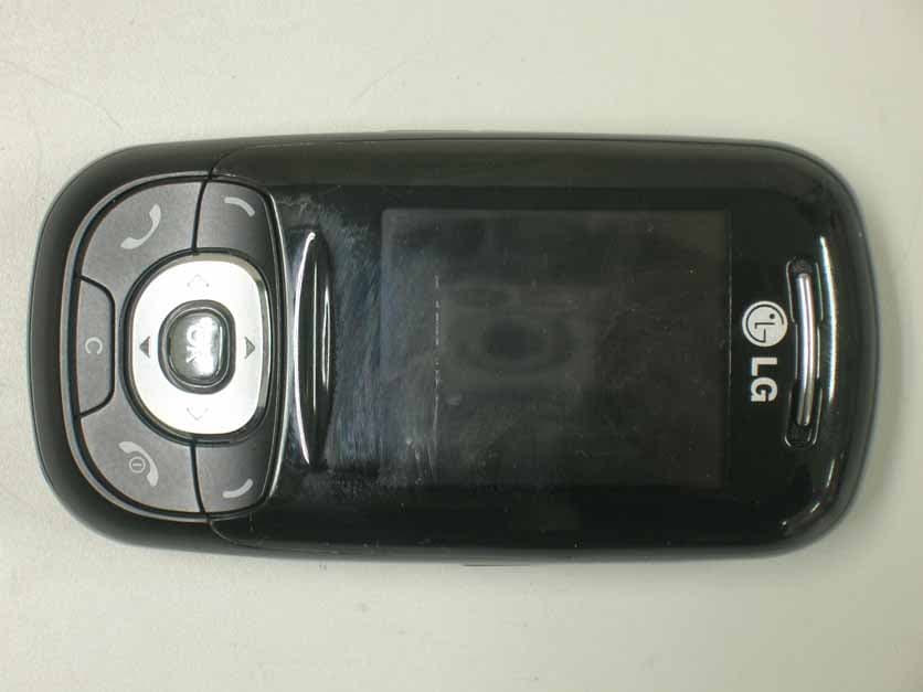 GSM 900/1800/1900 PCS phone with Bluetooth - FCC ID BEJS5300 - LG Electronics USA, Inc. (2)