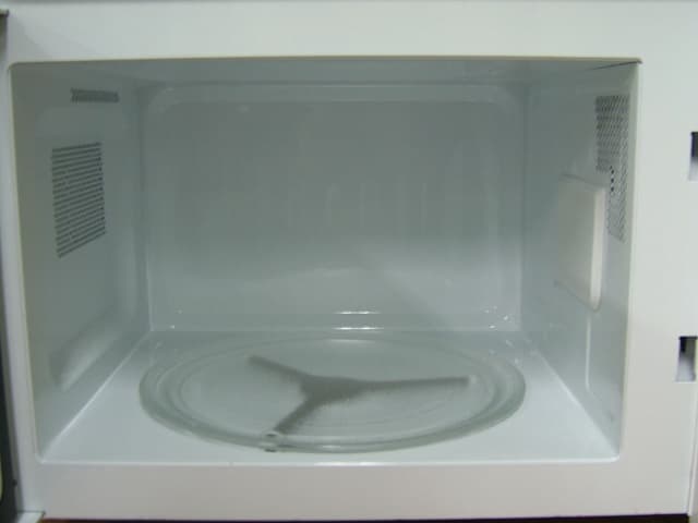 Microwave Oven - FCC ID BEJS740MHA - LG Electronics USA, Inc.