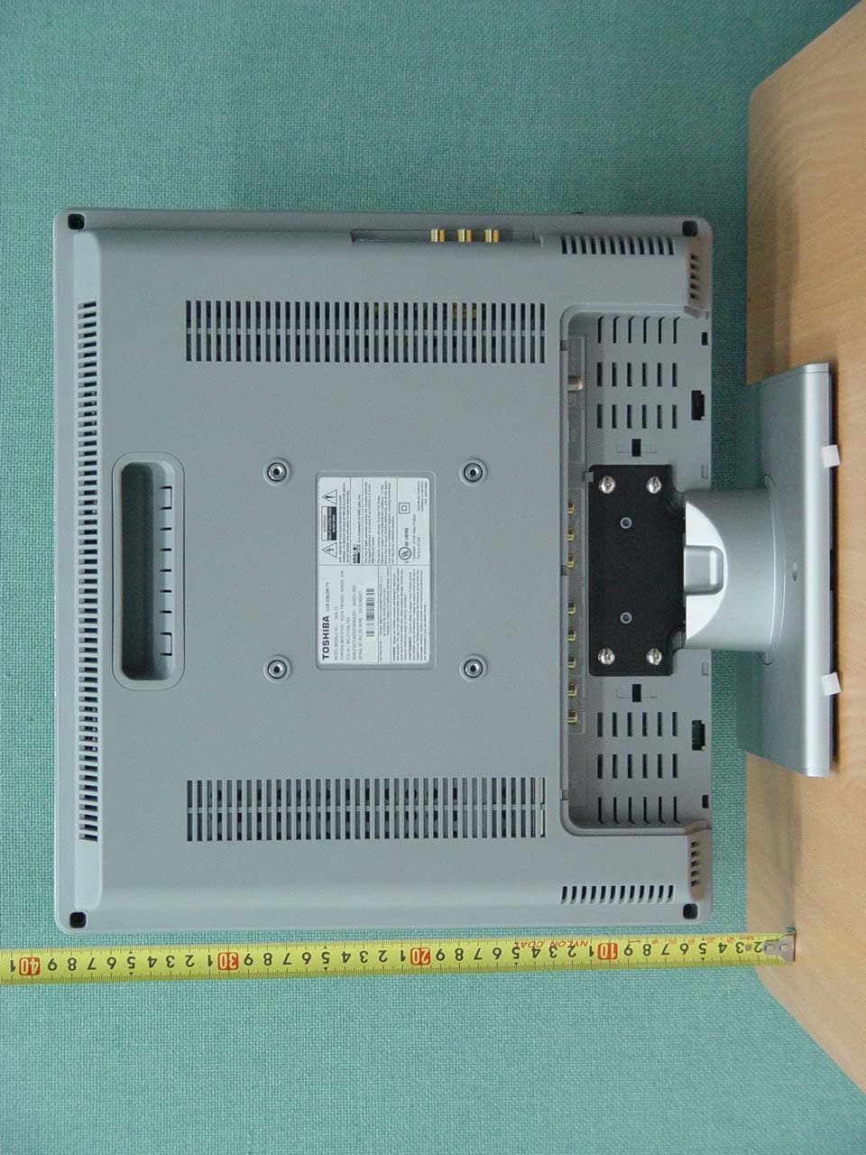 15" LCD TV / MONITOR - FCC ID BEJT15DL15A - LG Electronics USA, Inc. (2)