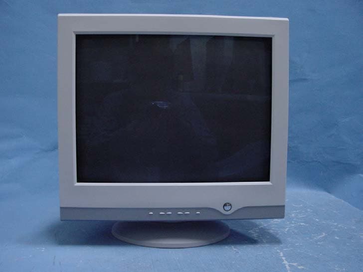 19� CRT Monitor - FCC ID BEJT19JE - LG Electronics USA, Inc. (2)