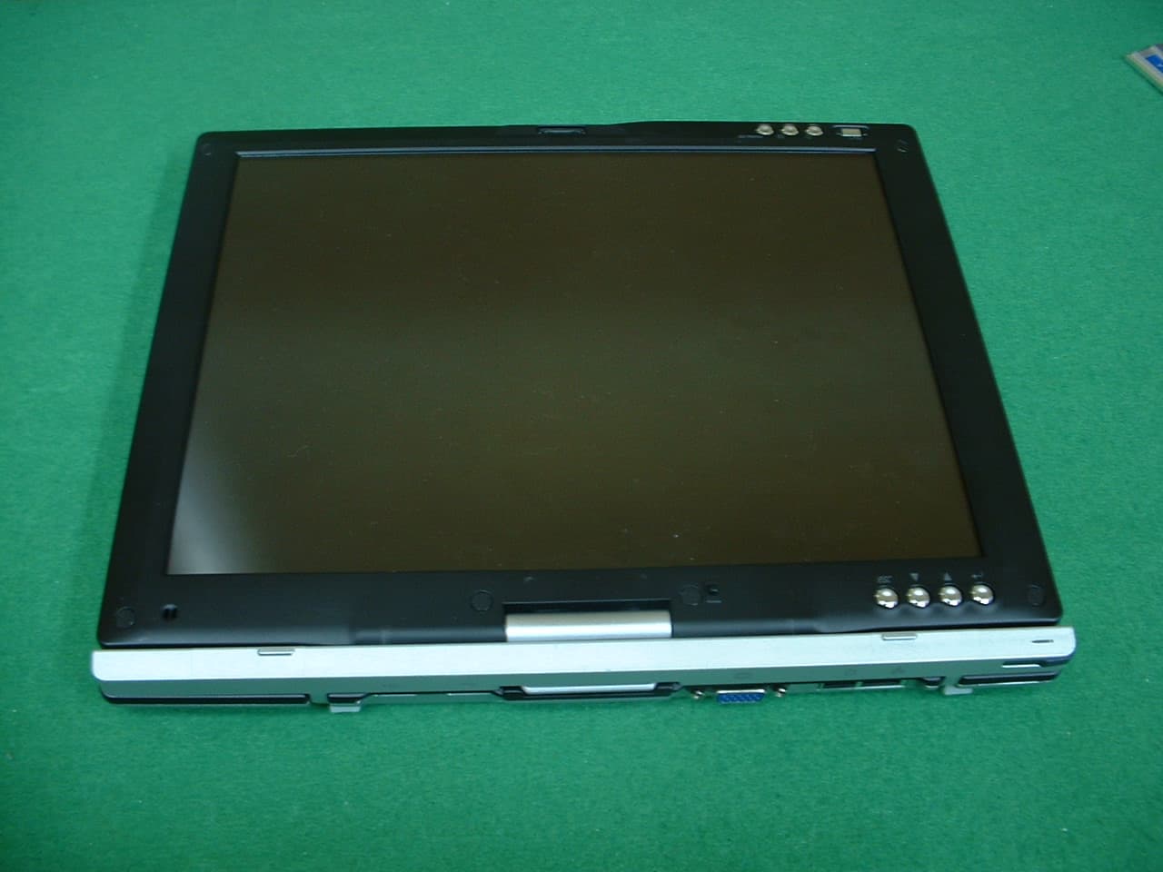 Tablet/Notebook PC with WLAN and Bluetooth - FCC ID BEJTBLT20 - LG Electronics USA, Inc. (2)
