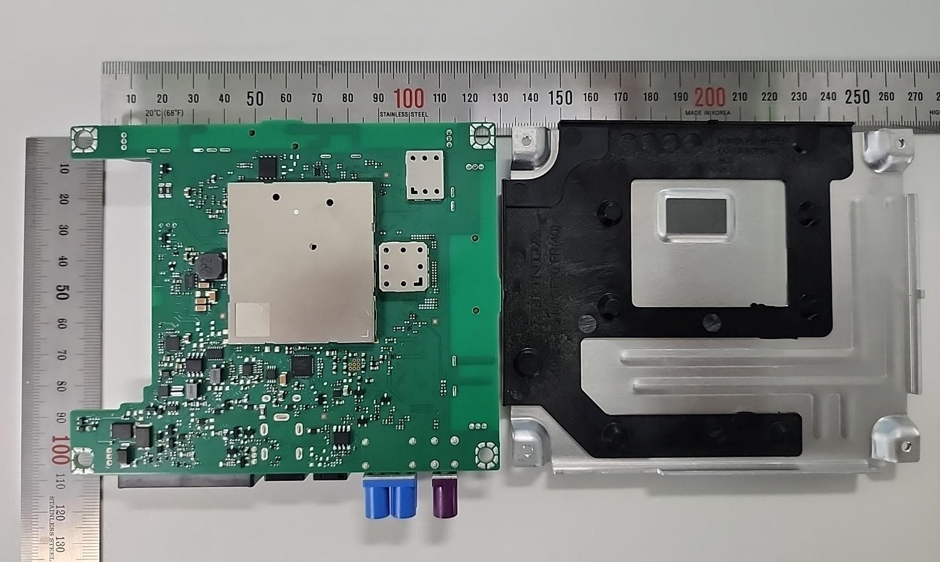 Car Telematics Device - FCC ID BEJTFHOBINN0D - LG Electronics USA, Inc.