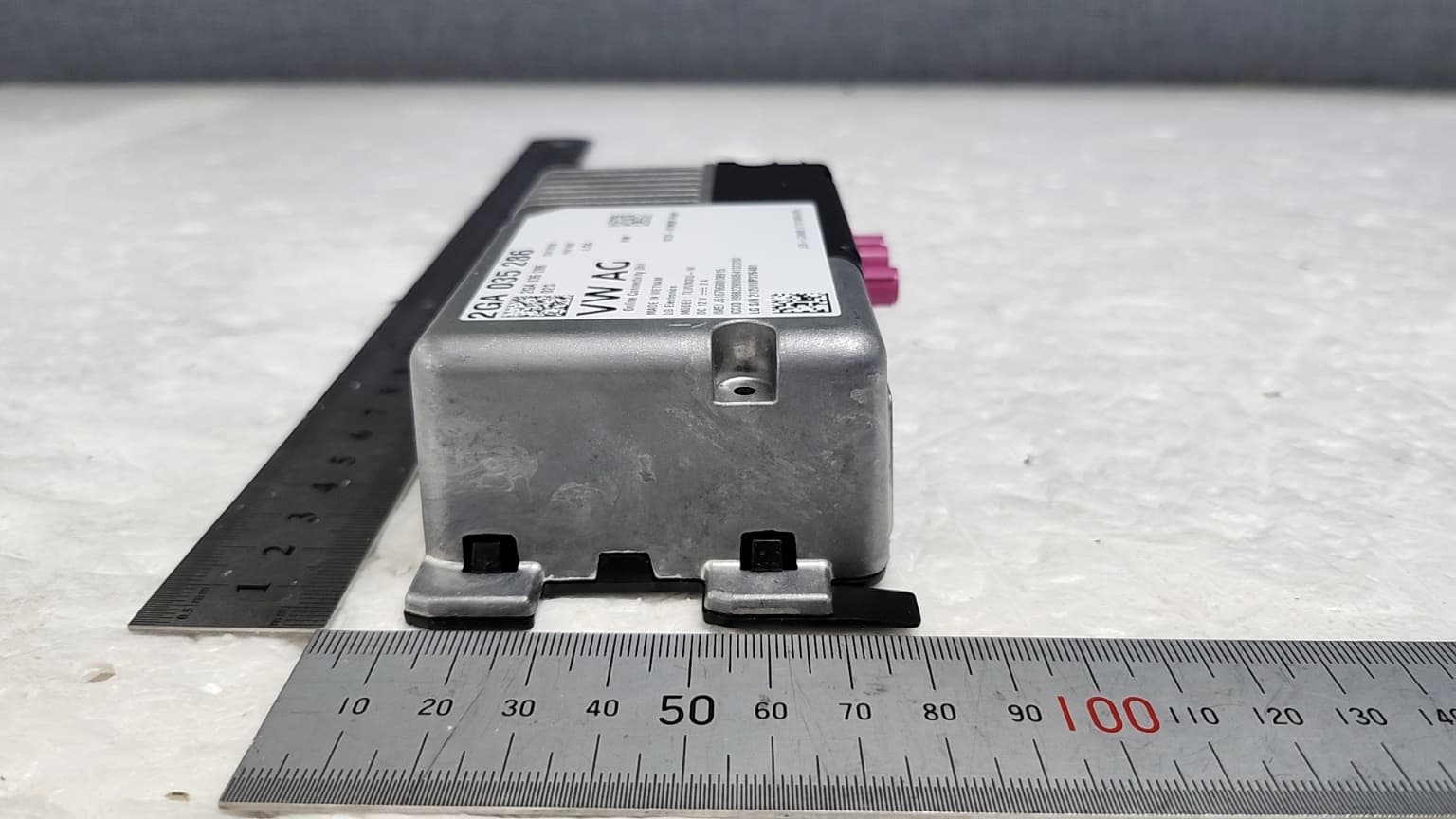 Telematics - FCC ID BEJTLVUM3IU-W - LG Electronics USA, Inc. (5)