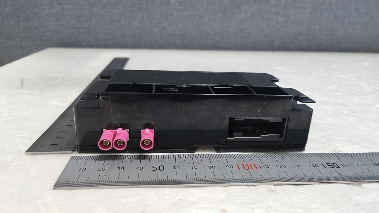 Telematics - FCC ID BEJTLVUW3IU-W - LG Electronics USA, Inc. (5)