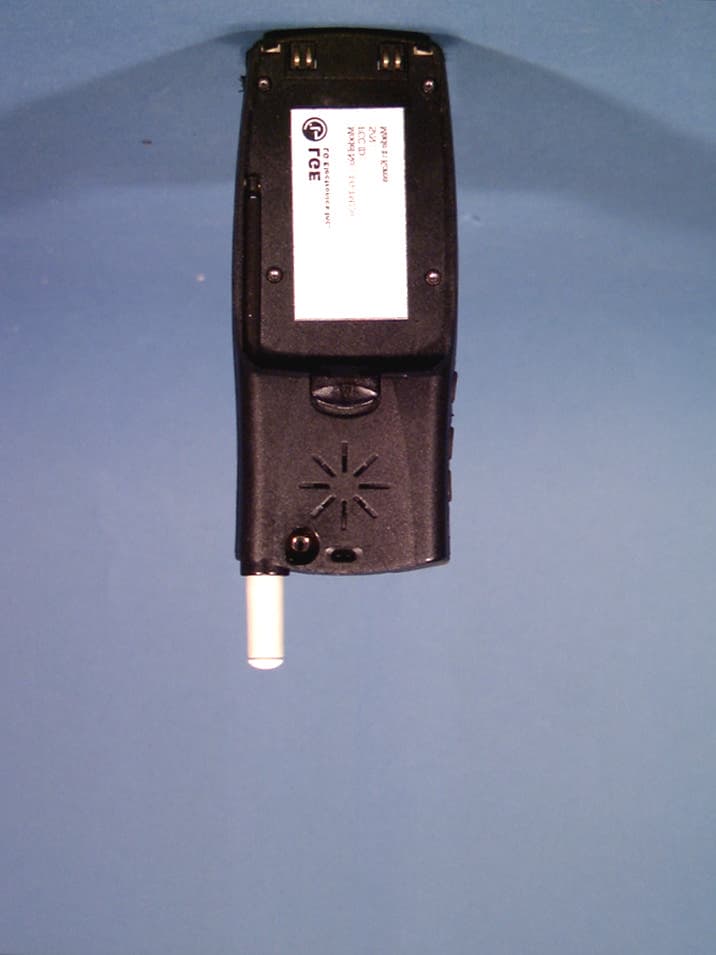 Tri-Mode Dual-Band Analog/PCS Phone (AMPS/CDMA) - FCC ID BEJTM220 - LG Electronics USA, Inc. (5)