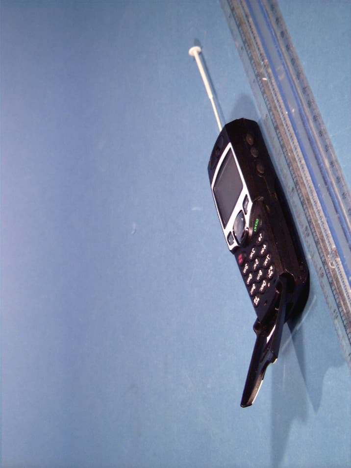 Tri-Mode Dual-Band Analog/PCS Phone (AMPS/CDMA) - FCC ID BEJTM220 - LG Electronics USA, Inc. (2)
