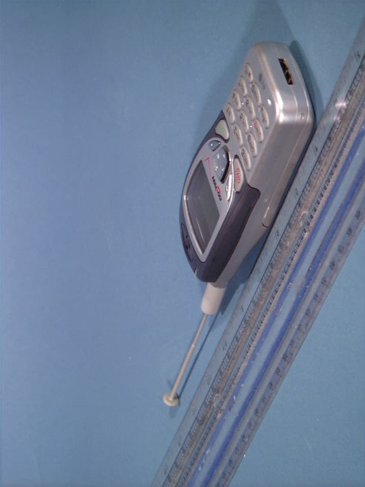 Tri-Mode Dual-Band Analog/PCS Phone (AMPS/CDMA) - FCC ID BEJTM240 - LG Electronics USA, Inc. (3)