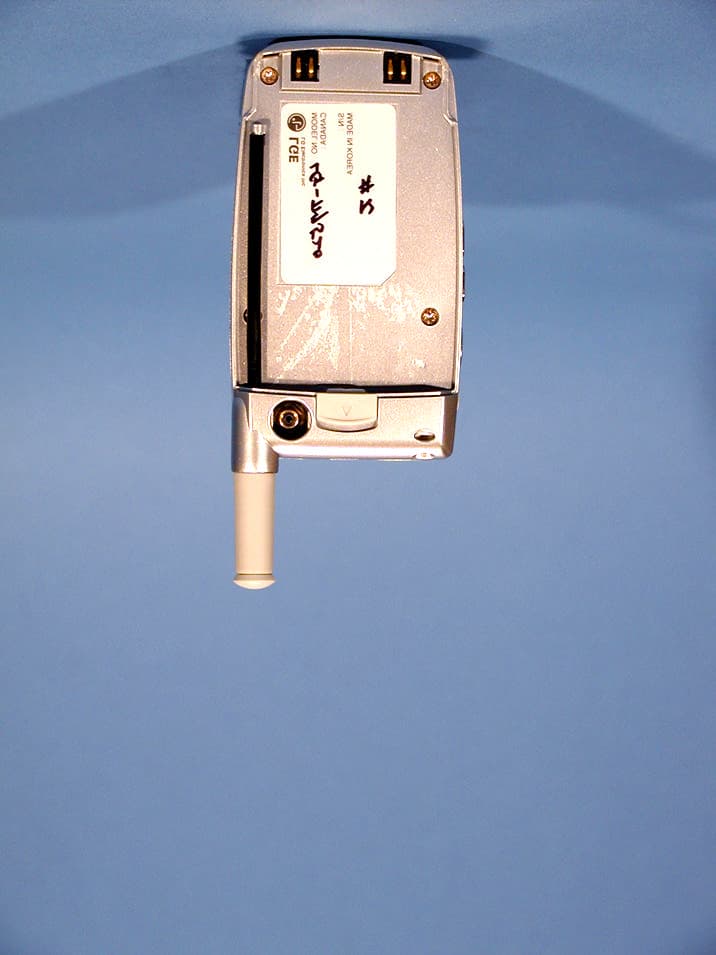Tri-Mode Dual-Band Analog/PCS Phone - FCC ID BEJTM520 - LG Electronics USA, Inc. (5)