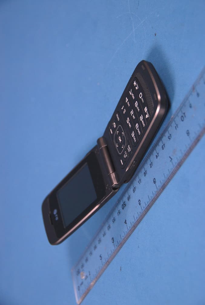 Cellular/PCS CDMA Phone with Bluetooth - FCC ID BEJUN150 - LG Electronics USA, Inc. (1)