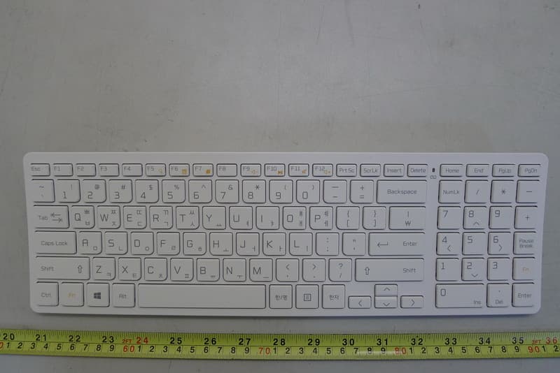 Wireless Keyboard - FCC ID BEJV320KB - LG Electronics USA, Inc. (1)