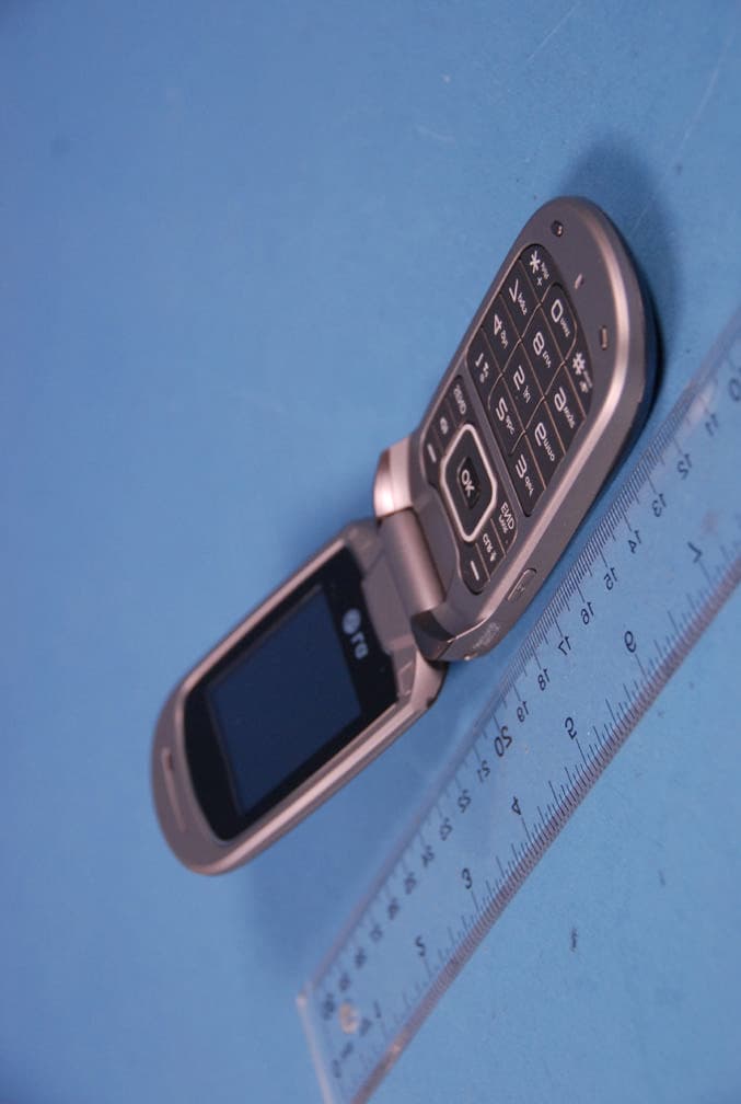 Cellular/PCS CDMA Phone with Bluetooth - FCC ID BEJVN150 - LG Electronics USA, Inc. (1)