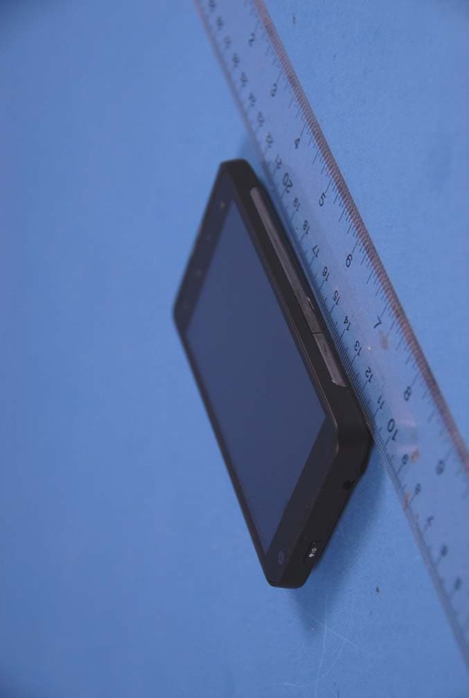 Cellular/PCS CDMA and 700 MHz LTE Phone with WLAN and Bluetooth - FCC ID BEJVS910 - LG Electronics USA, Inc. (3)